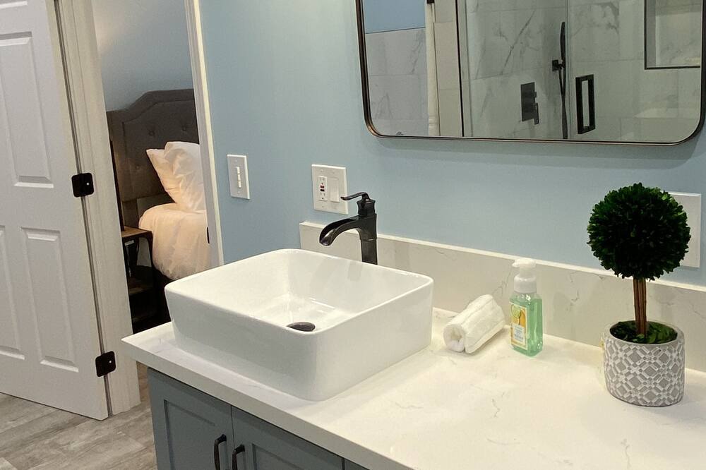Photo of Bathroom in Wrightwood
