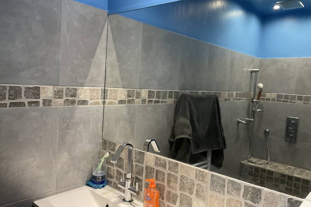 Photo of Bathroom in Le Val