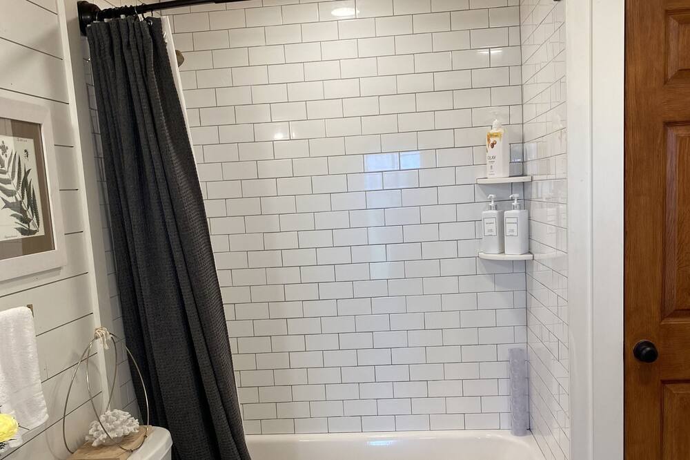 Photo of Bathroom in Ochlocknee