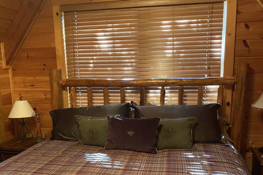 Photo of Bedroom in Vinita