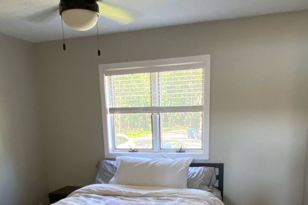 Photo of Bedroom in North Lake George