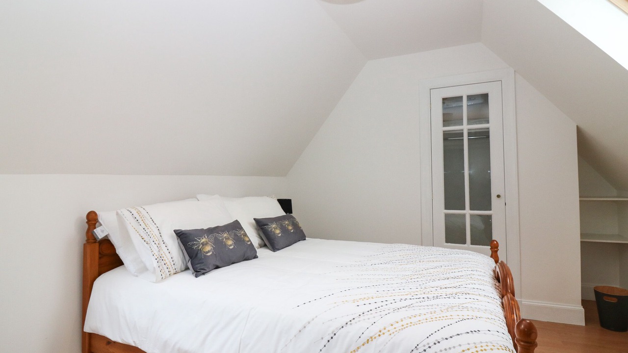 Photo of Others in Old Deer