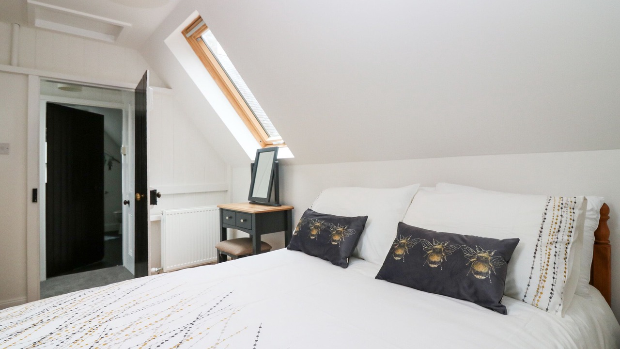 Photo of Others in Old Deer