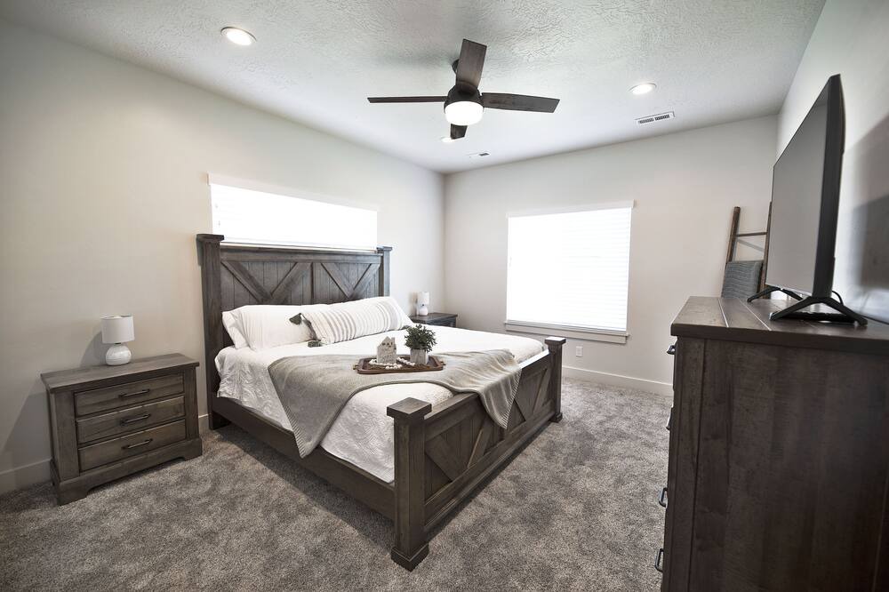 Photo of Bedroom in Plain City