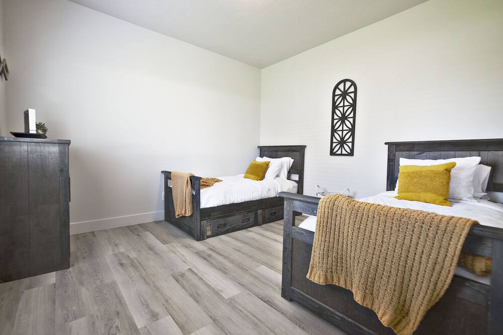 Photo of Bedroom in Plain City