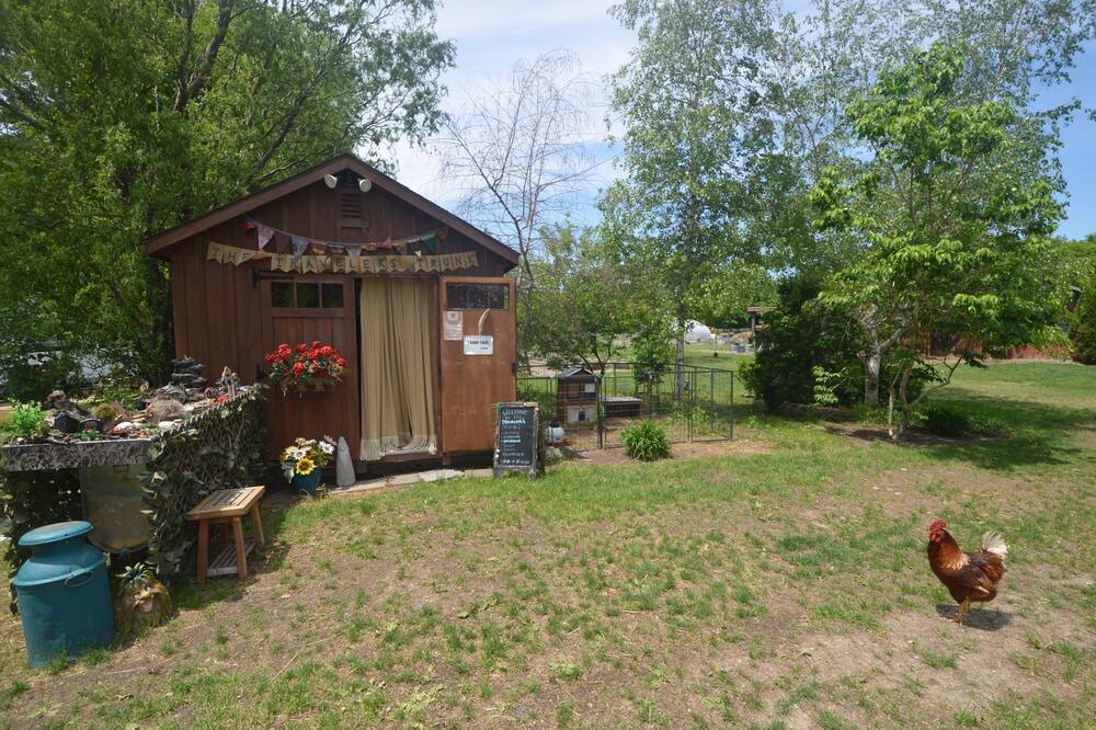 Photo of Outdoor in Caroline