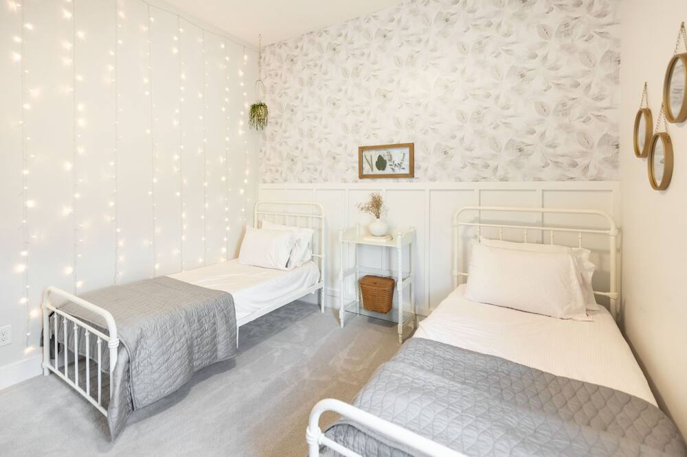 Photo of Bedroom in Queen Creek