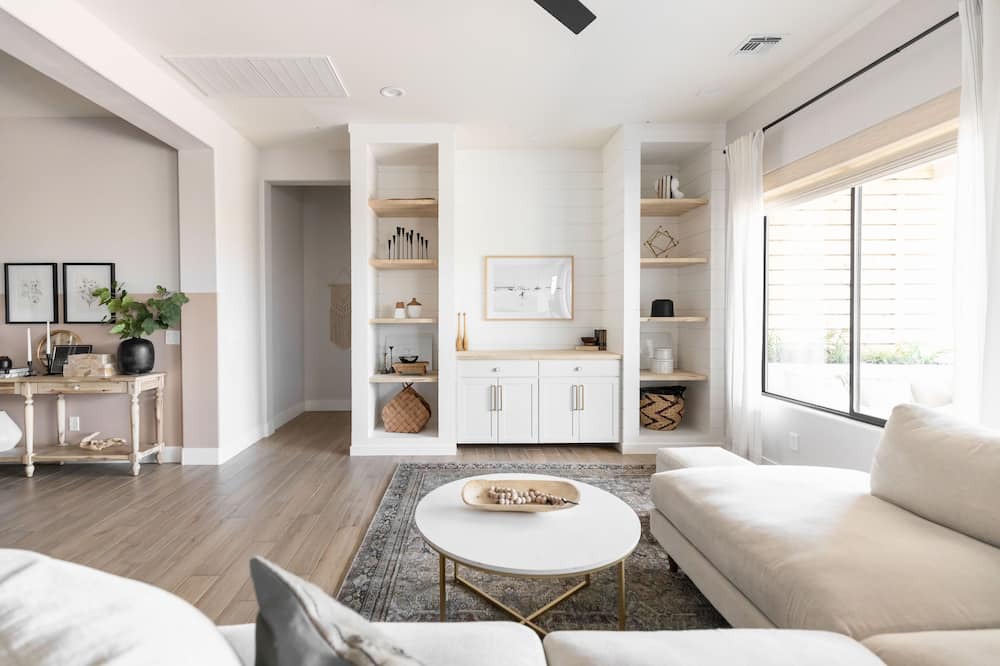 Photo of Livingroom in Queen Creek