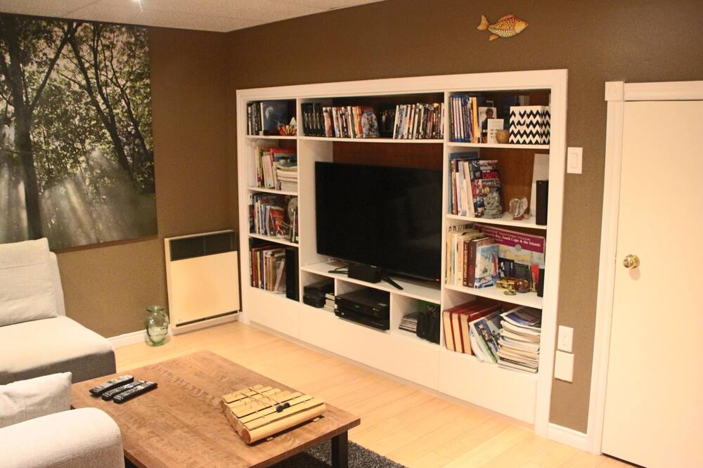 Photo of Livingroom in Longueuil