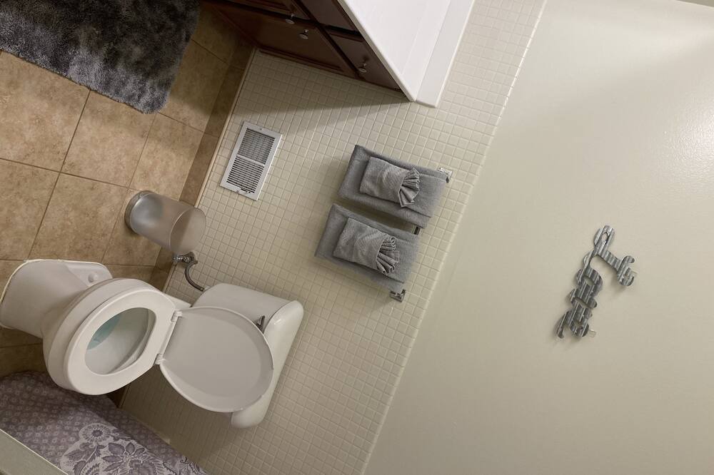 Photo of Bathroom in Troy