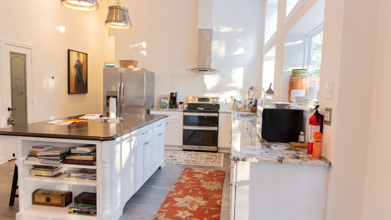 Photo of Kitchen in Quinlan