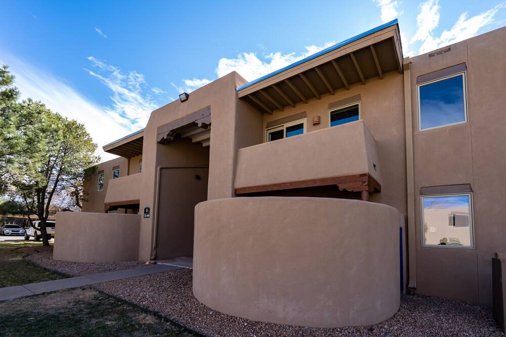 Photo of Others in Santa Fe
