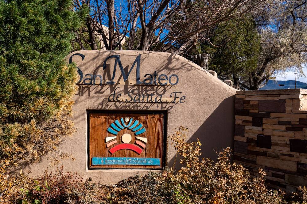 Photo of Others in Santa Fe