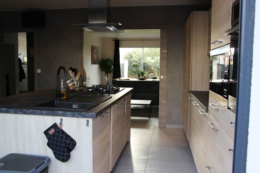 Photo of Kitchen in Ecouflant