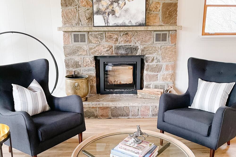 Photo of Livingroom in Grey Highlands