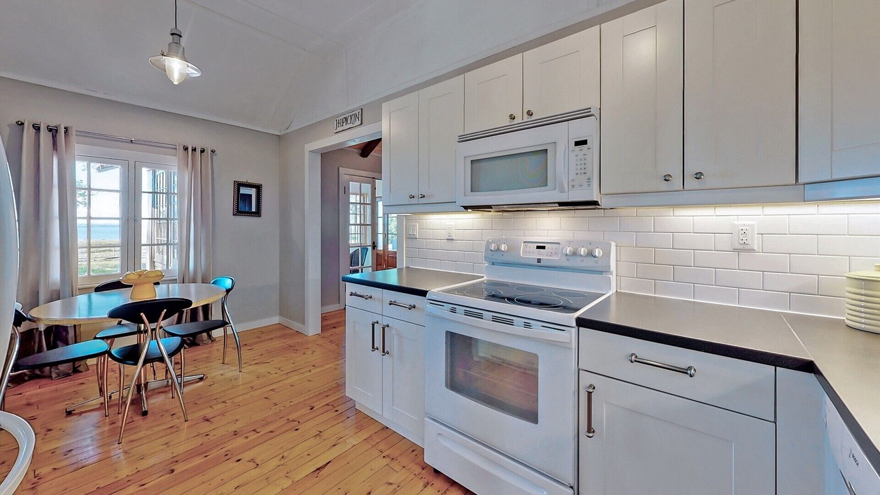 Photo of Kitchen in Fort Erie
