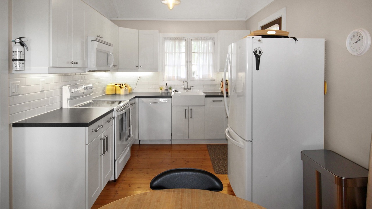Photo of Kitchen in Fort Erie