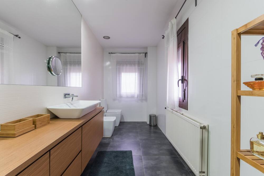 Photo of Bathroom in Sant Fost de Campsentelles