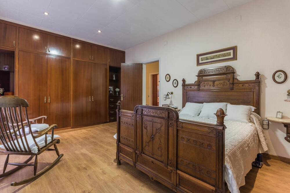 Photo of Bedroom in Sant Fost de Campsentelles