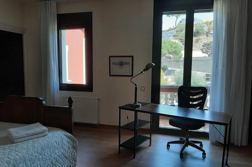 Photo of Bedroom in Sant Fost de Campsentelles