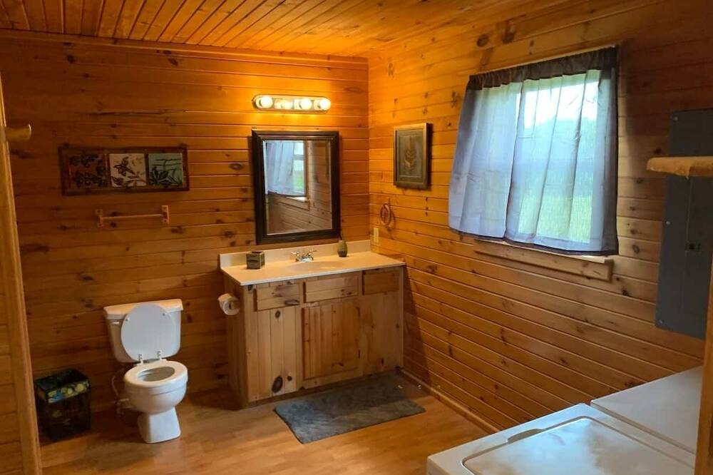 Photo of Bathroom in Dora