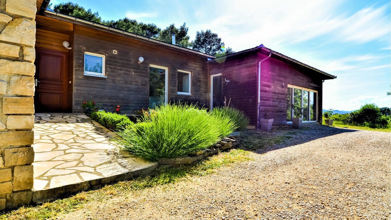 Photo of Outdoor in Saint-Privat-des-Vieux