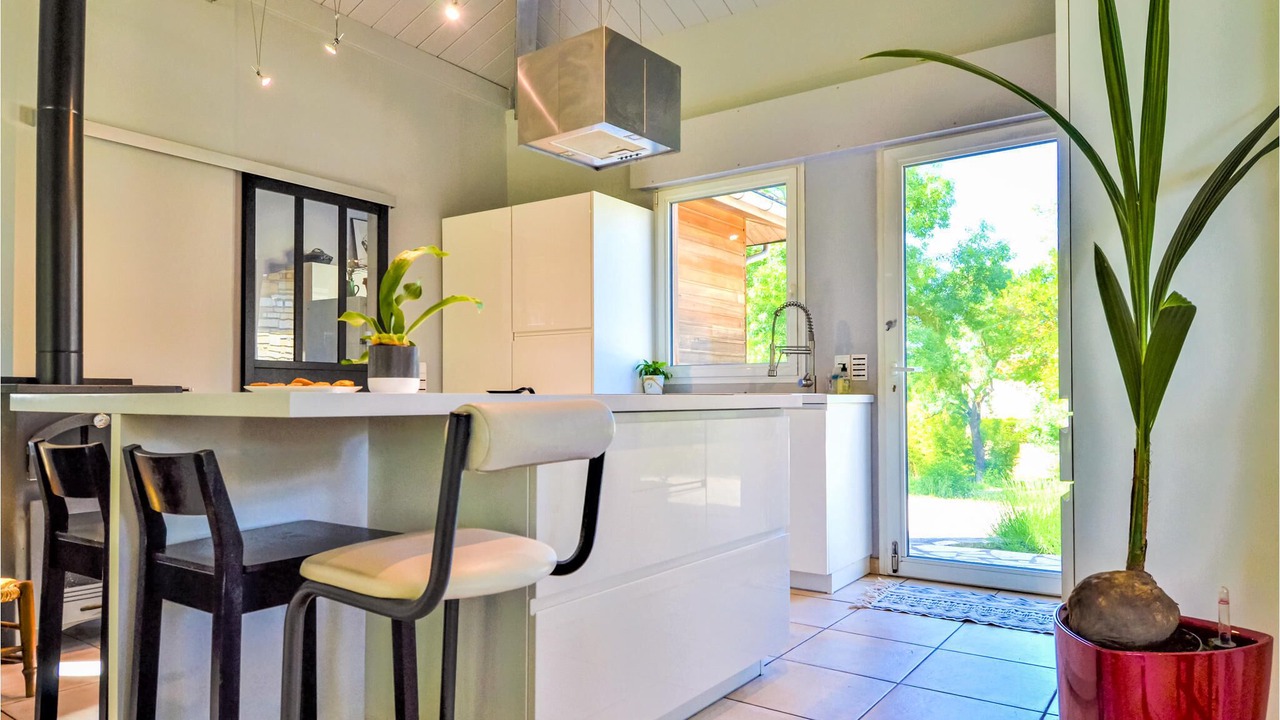 Photo of Kitchen in Saint-Privat-des-Vieux