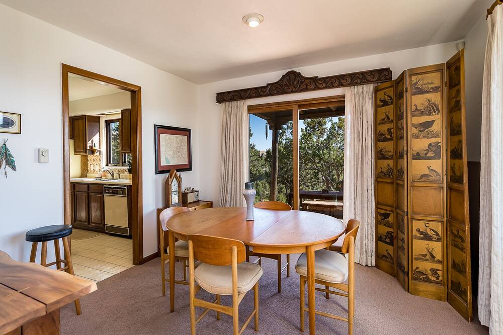 Photo of Livingroom in Santa Fe