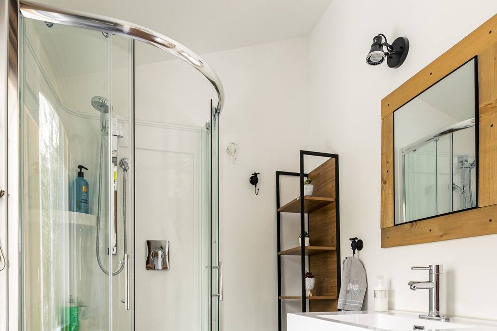 Photo of Bathroom in Sainte-Beatrix