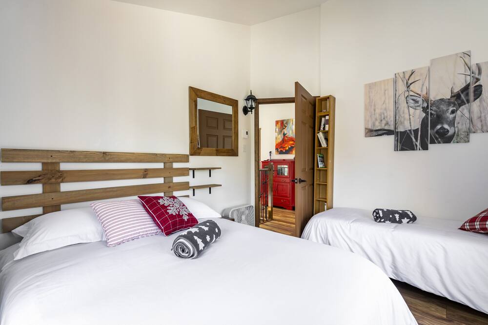 Photo of Bedroom in Sainte-Beatrix