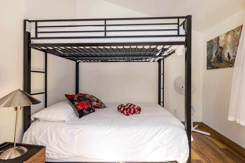 Photo of Bedroom in Sainte-Beatrix