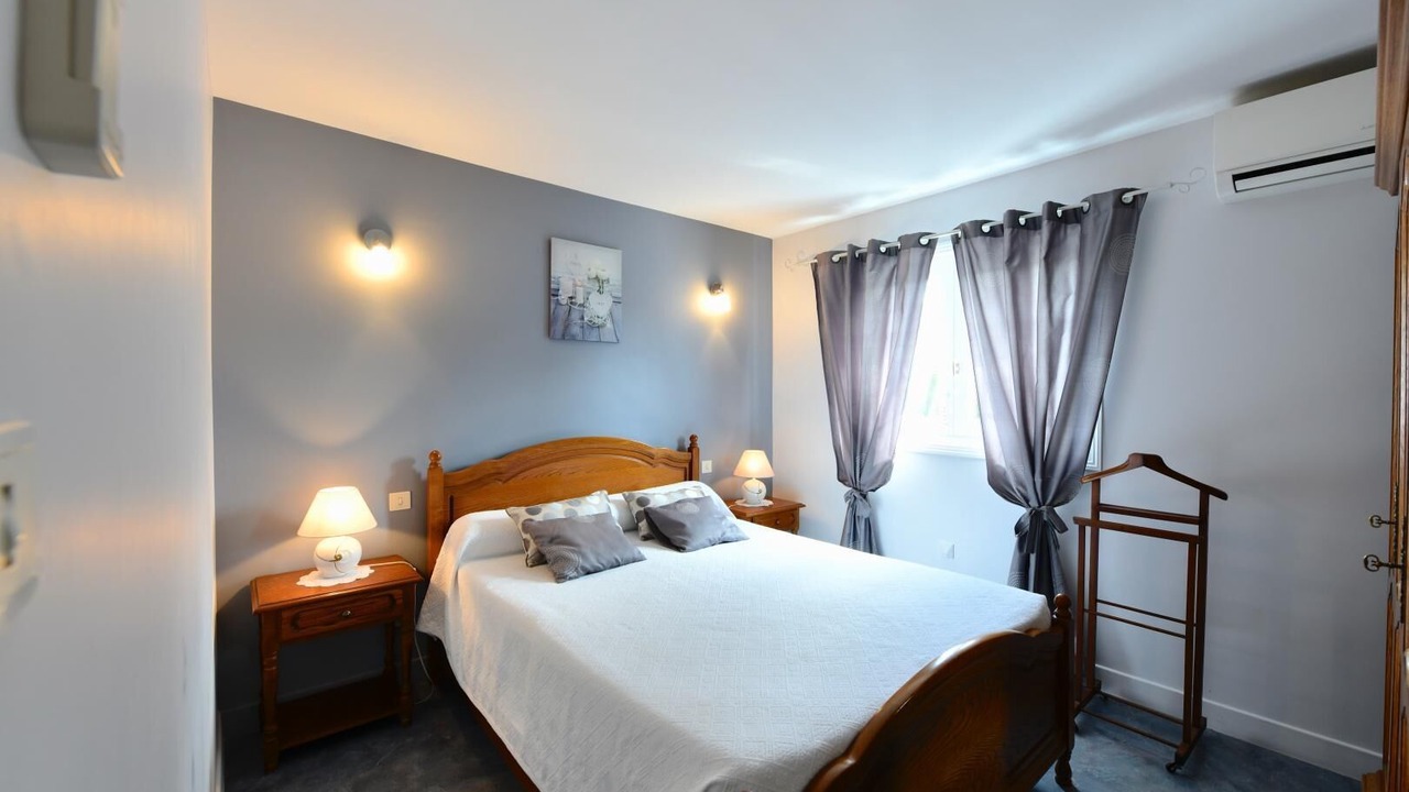 Photo of Others in Bardos