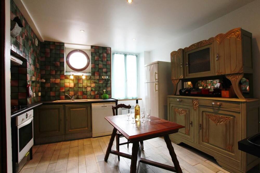 Photo of Kitchen in Buzy