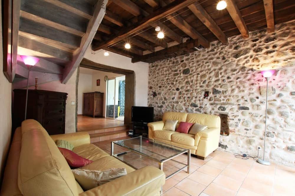 Photo of Livingroom in Buzy