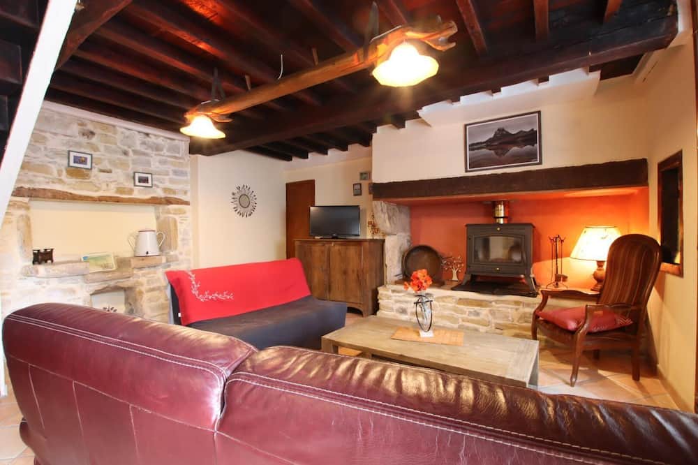 Photo of Livingroom in Estialescq