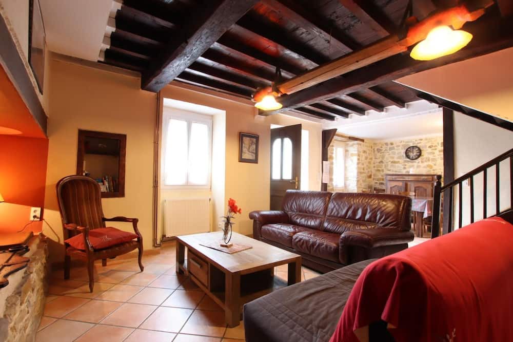 Photo of Livingroom in Estialescq