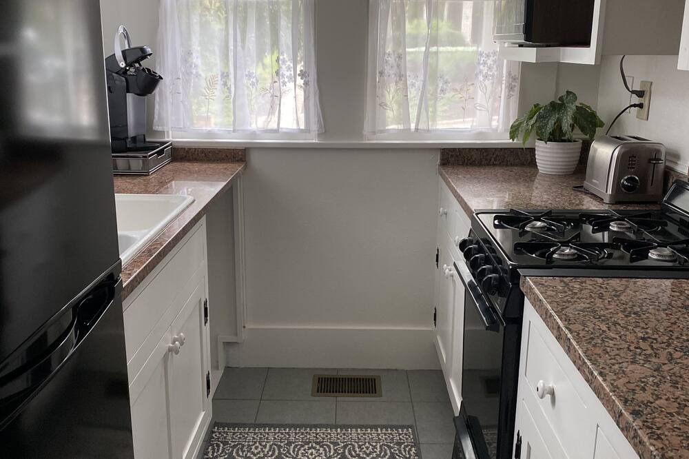 Photo of Kitchen in North University