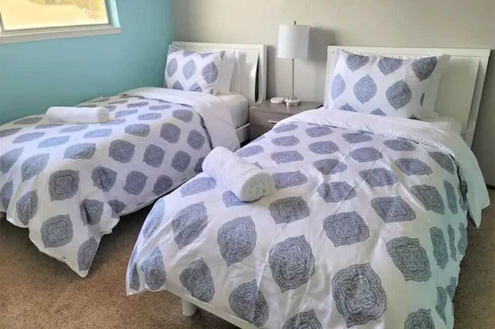 Photo of Bedroom in Old Mountain View