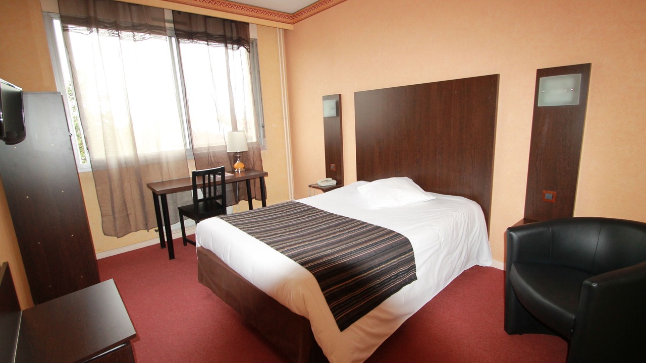 Photo of Bedroom in Saint-Priest