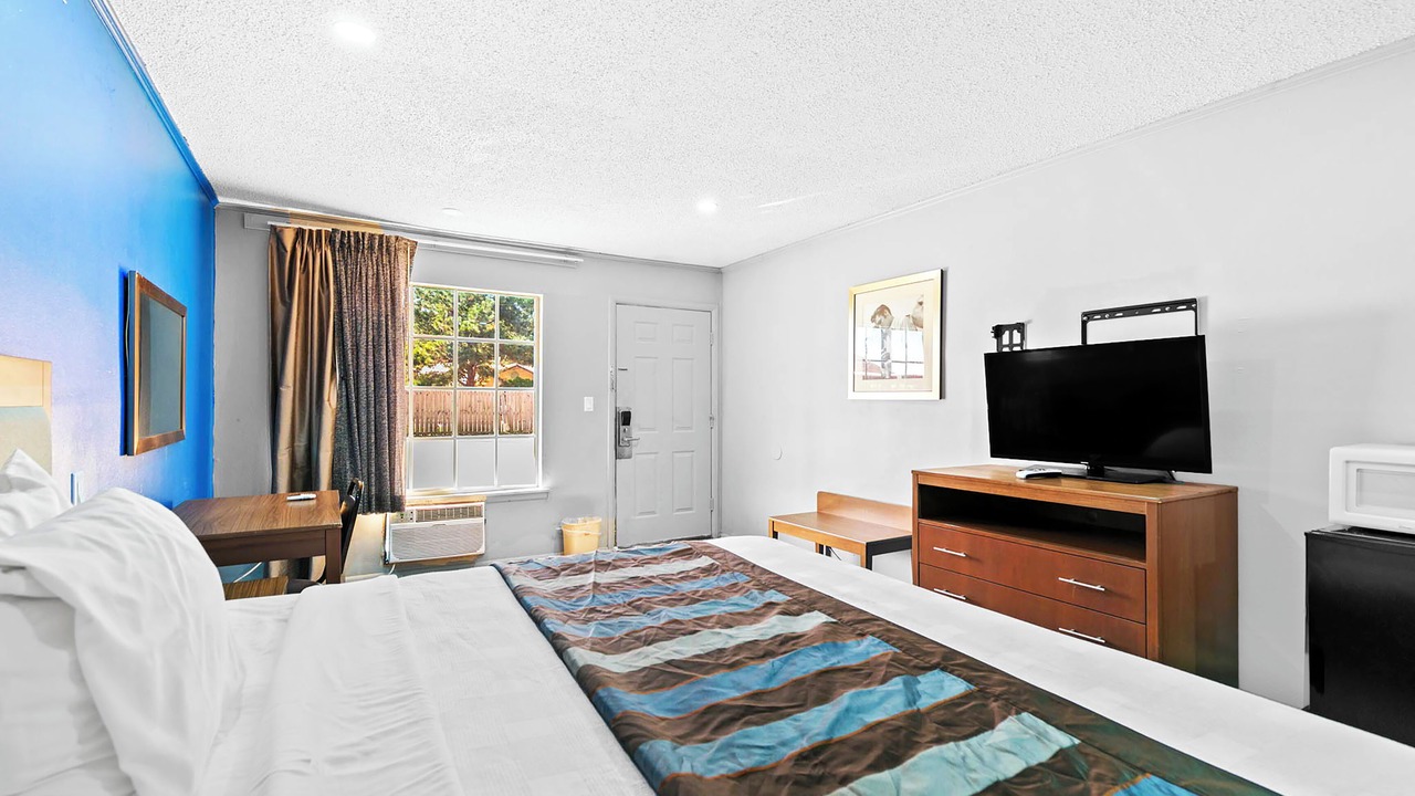 Photo of Bedroom in Prentiss