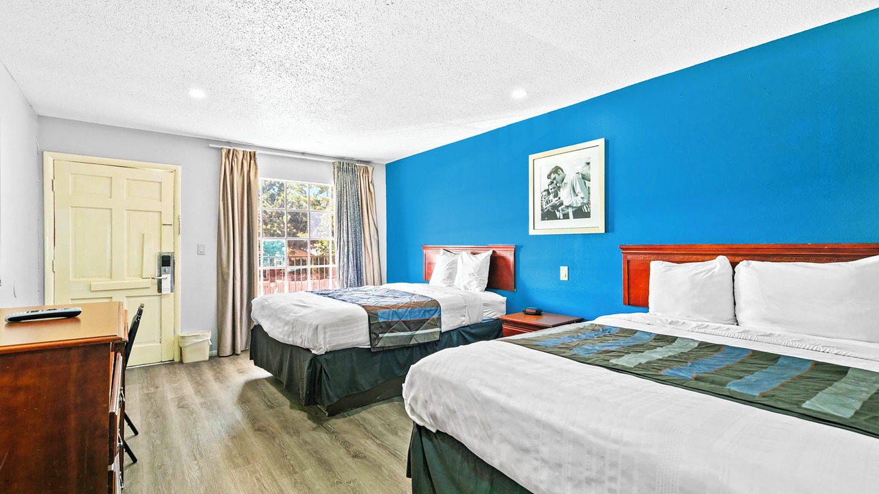 Photo of Bedroom in Prentiss