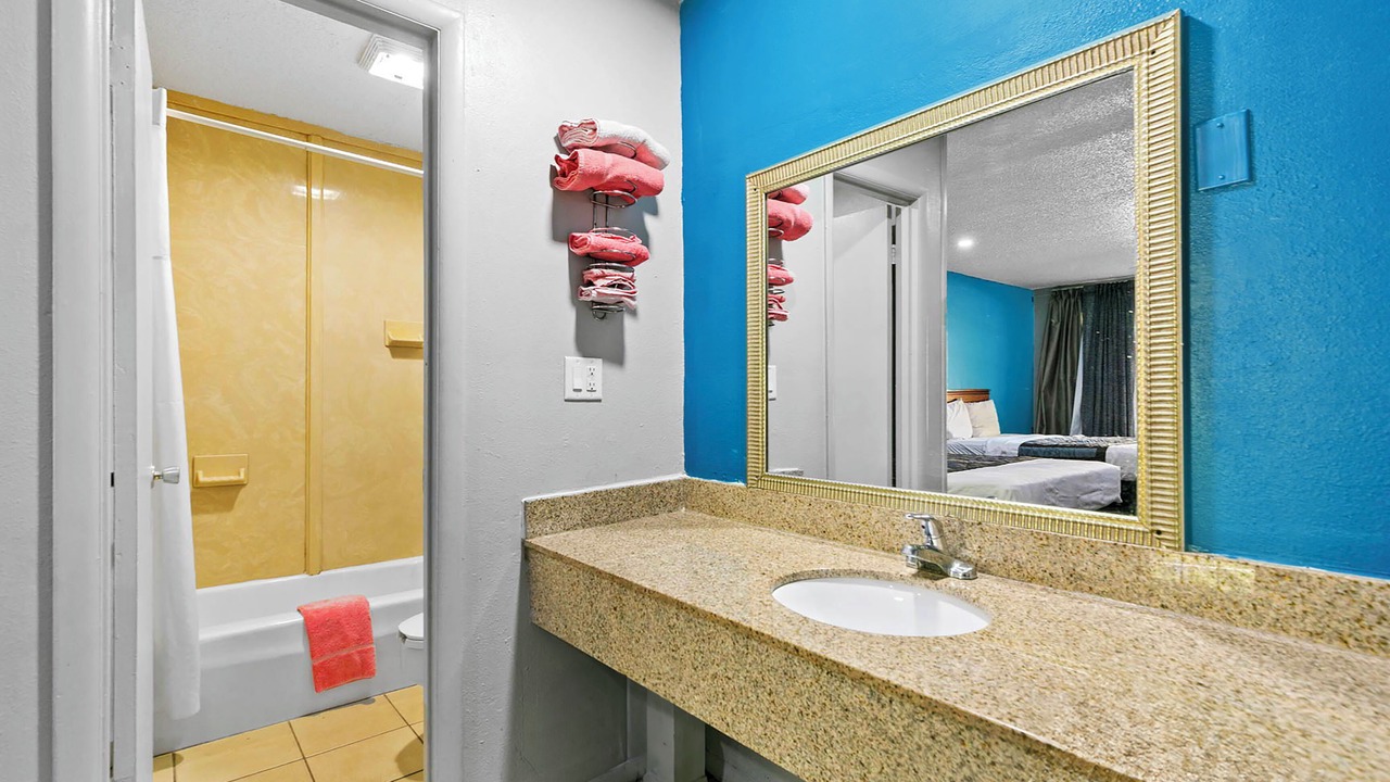 Photo of Bathroom in Prentiss