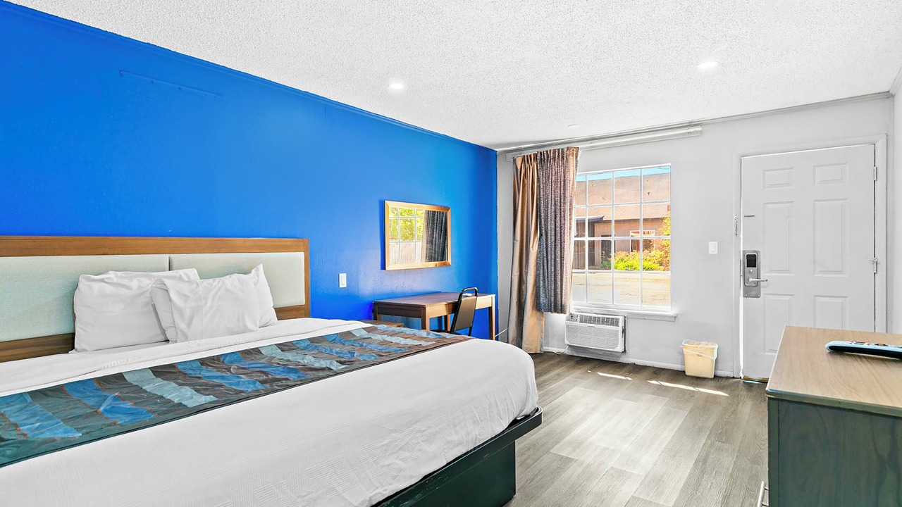 Photo of Bedroom in Prentiss