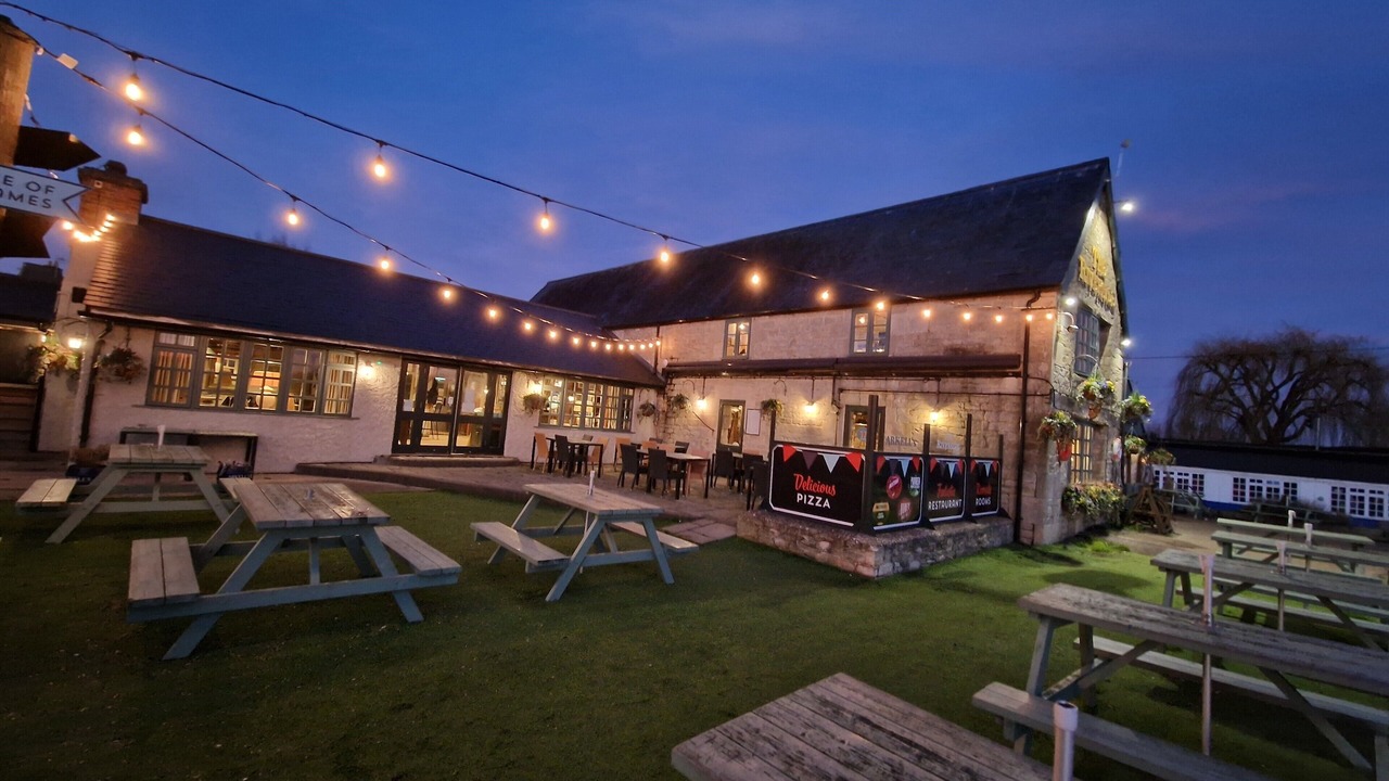 Photo of Outdoor in Lechlade