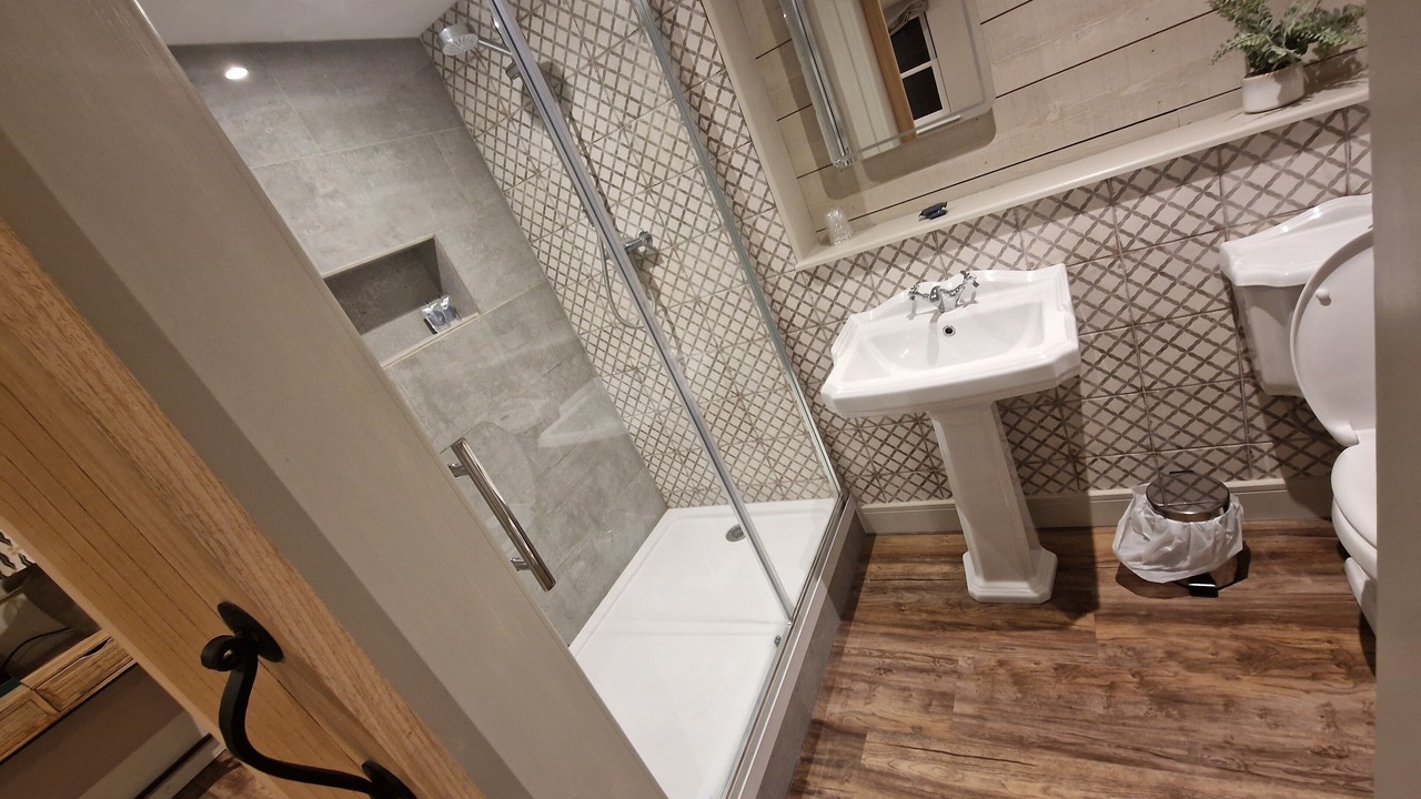 Photo of Bathroom in Lechlade