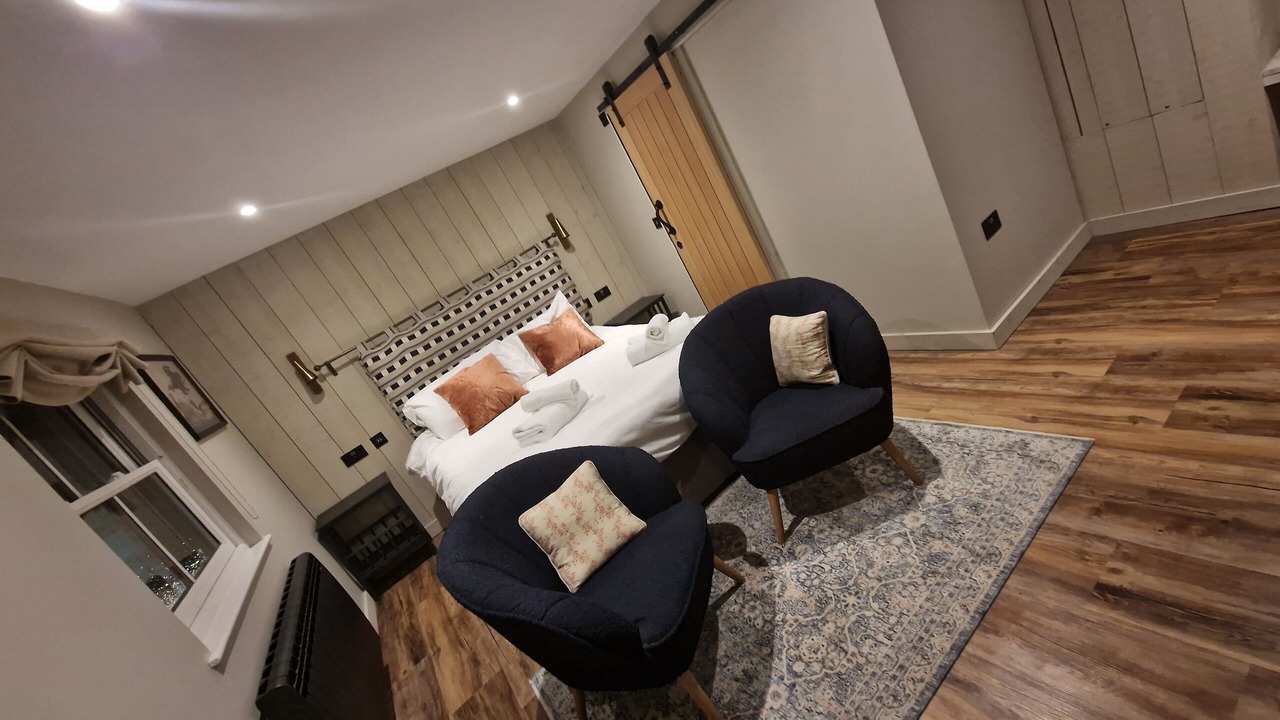 Photo of Bedroom in Lechlade