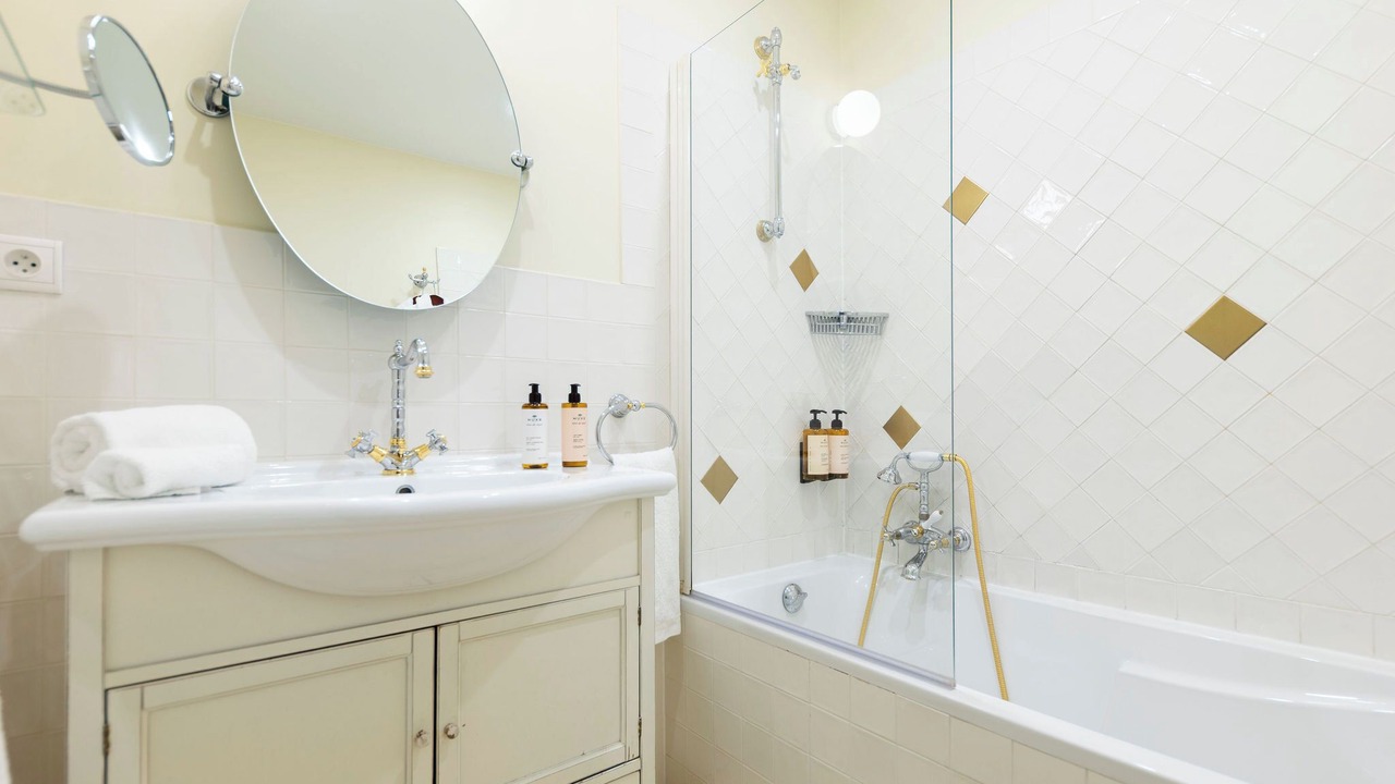 Photo of Bathroom in Puligny-Montrachet