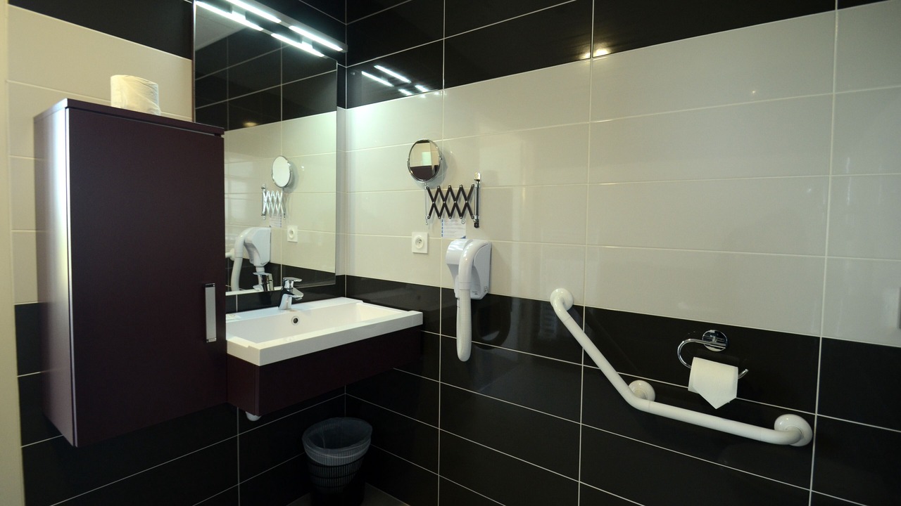 Photo of Bathroom in La Verrie