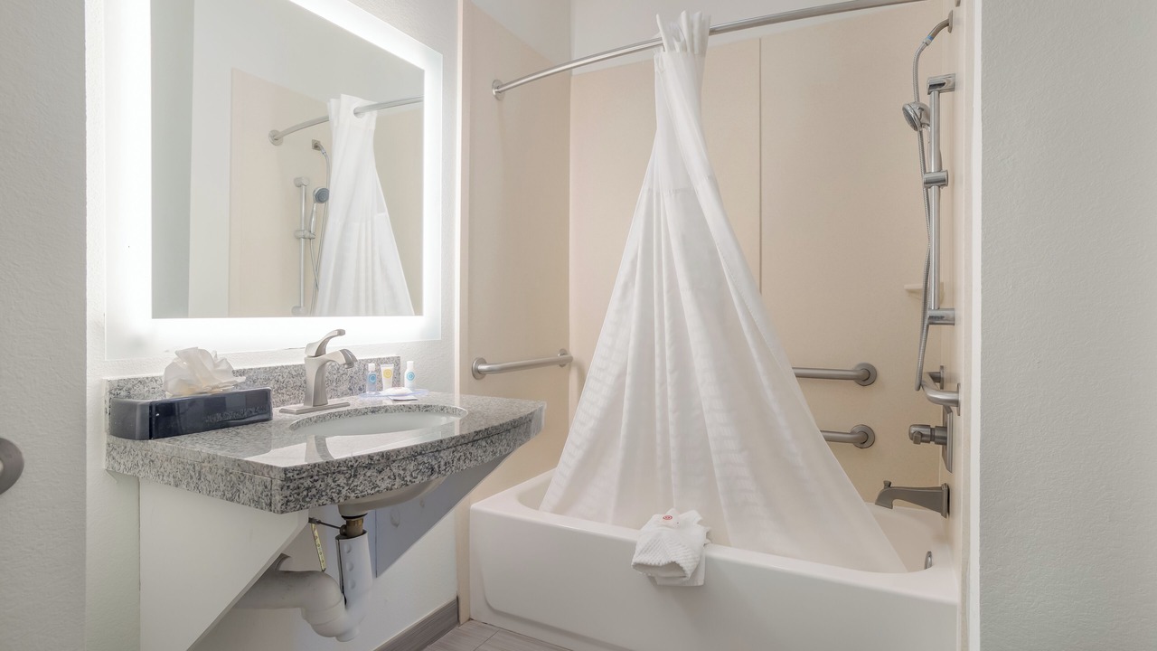 Photo of Bathroom in Denham Springs