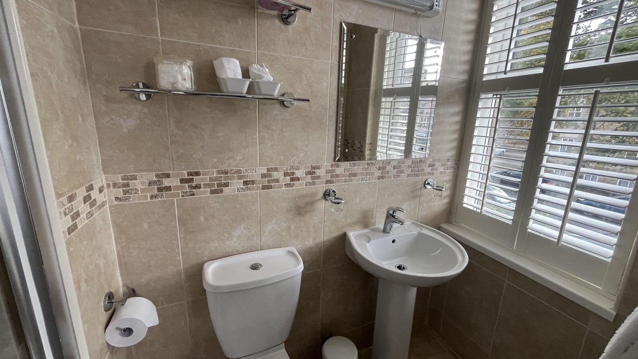 Photo of Bathroom in Harrogate City Centre
